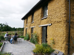 Kens cob house